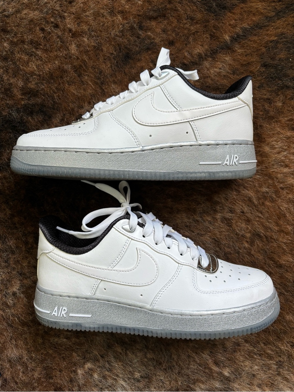 Nike White and Gray Low-Top Sneakers